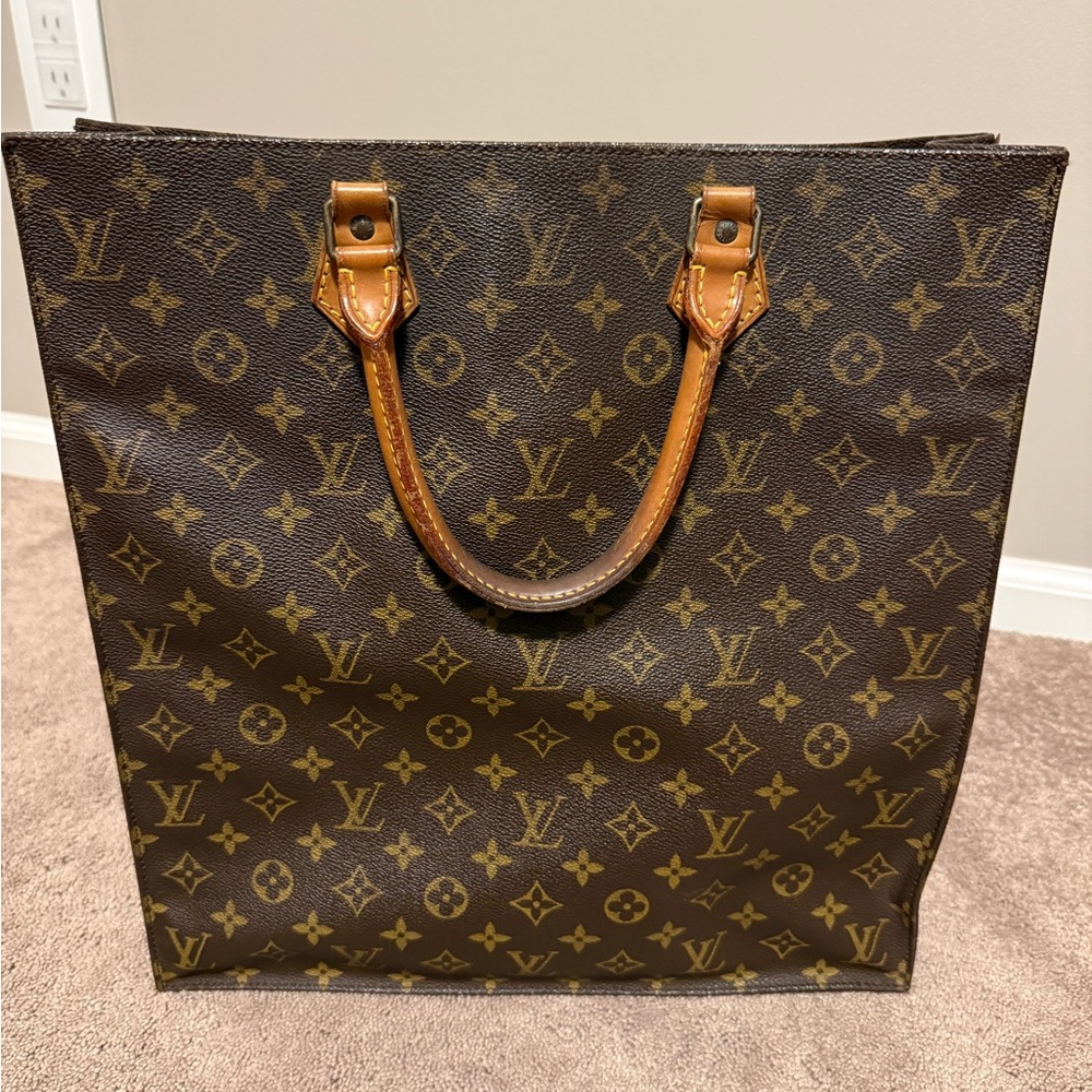 Louis Vuitton Brown Monogram Sac Plat
